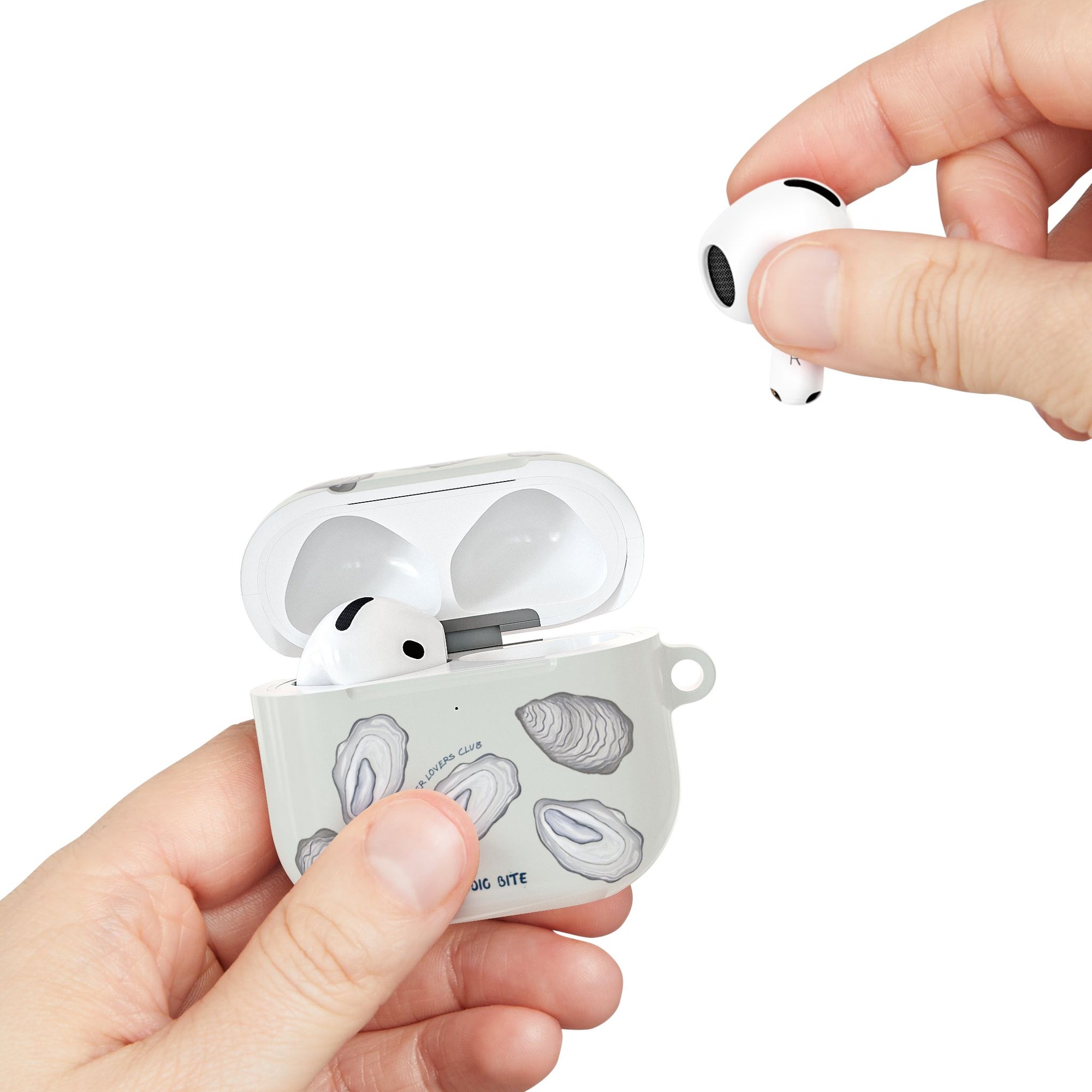 OYSTER LOVERS CLUB  - AIRPODS 4TH GEN CASE
