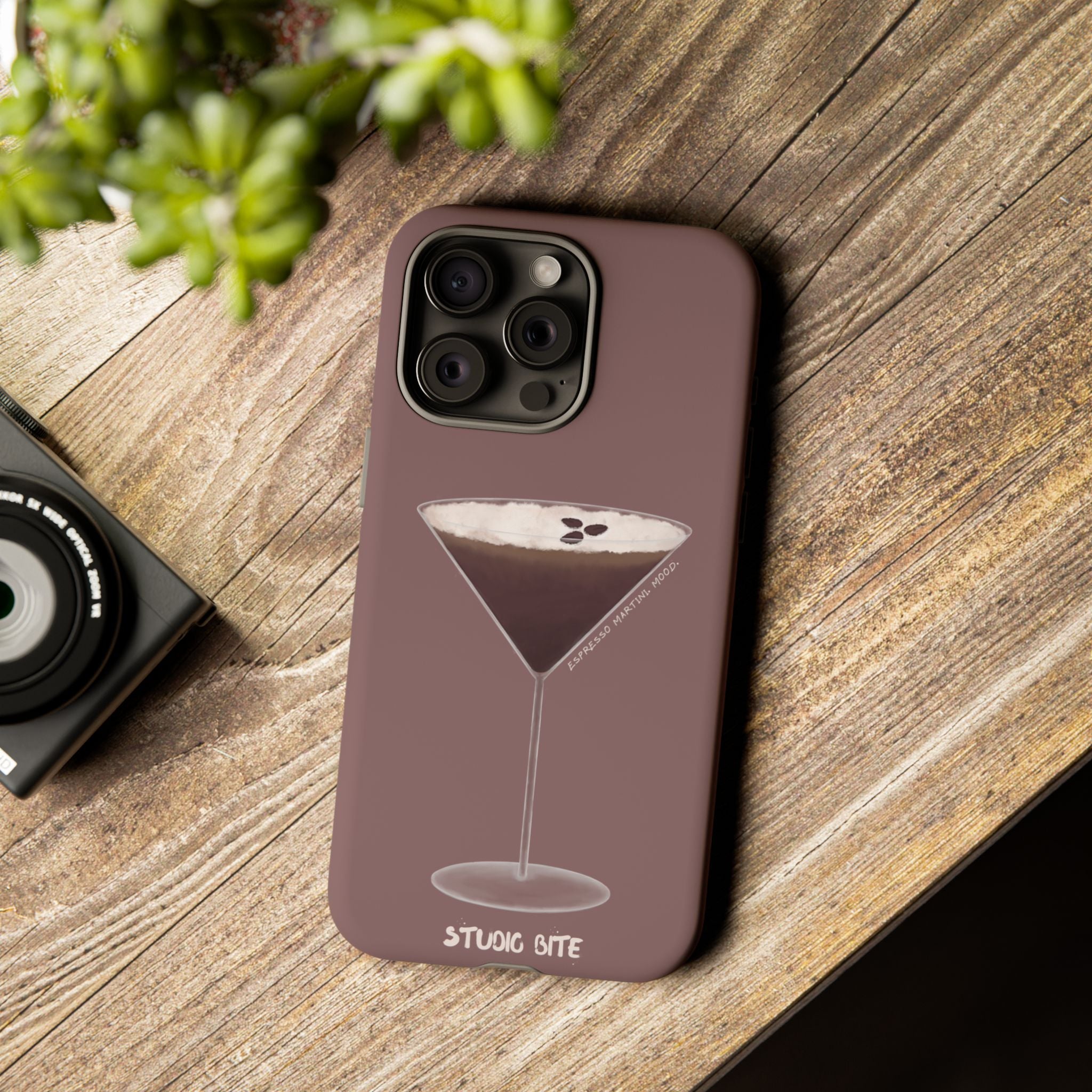 ESPRESSO MARTINI. MOOD - ROSY BROWN
